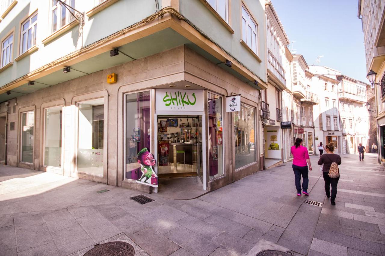Shiku Hostel Lugo Bagian luar foto