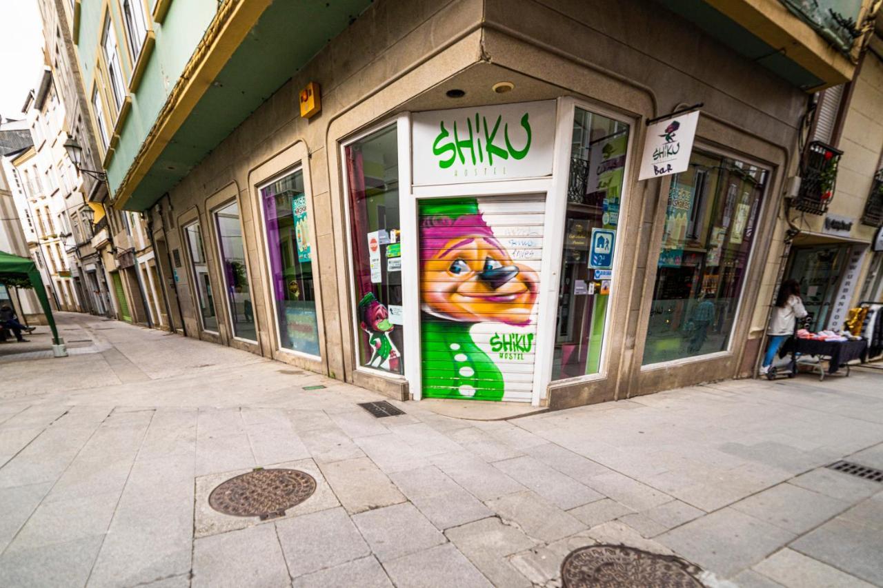 Shiku Hostel Lugo Bagian luar foto